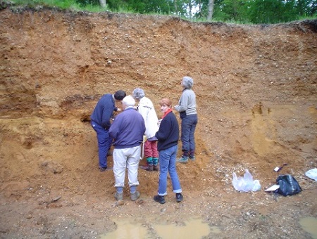 Volunteers record sediments at Burnham Beeches